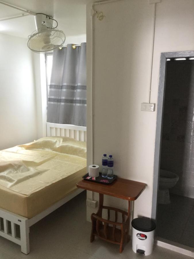 Siriwal Guesthouse Phranakhonszi Ajutthaja Kültér fotó