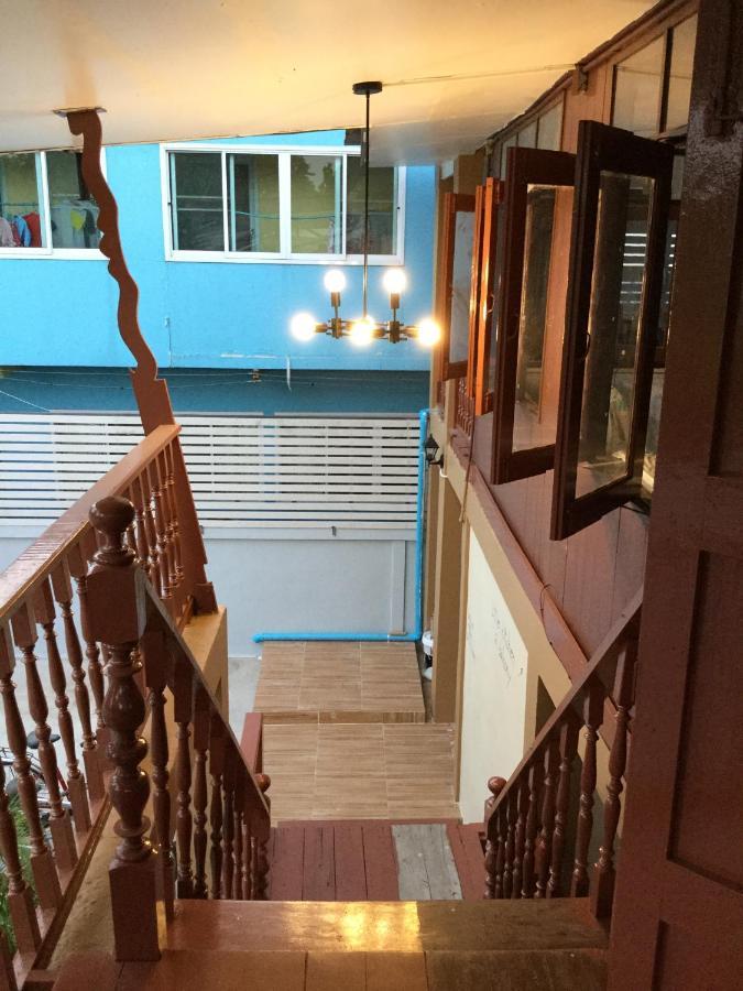 Siriwal Guesthouse Phranakhonszi Ajutthaja Kültér fotó